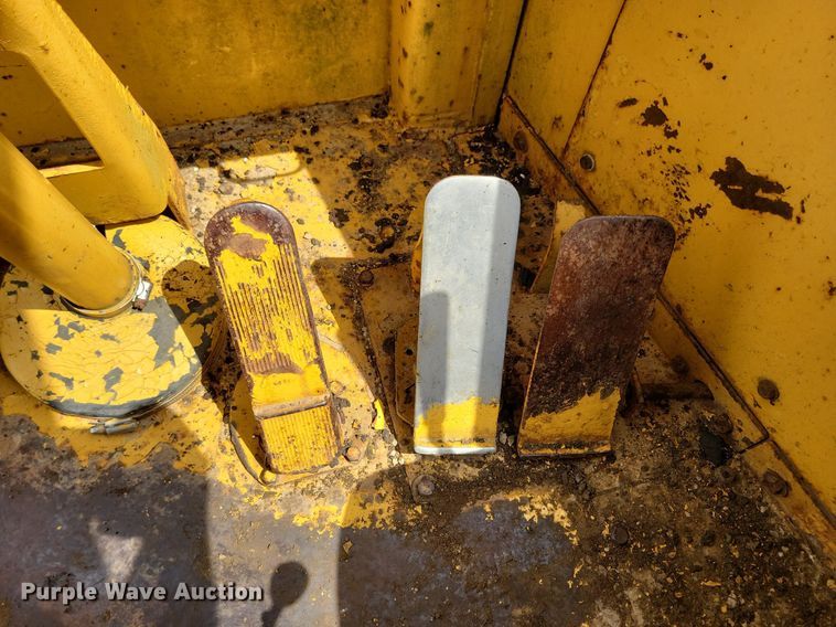 image for item DW2275 1976 Caterpillar 627B conventional scraper 