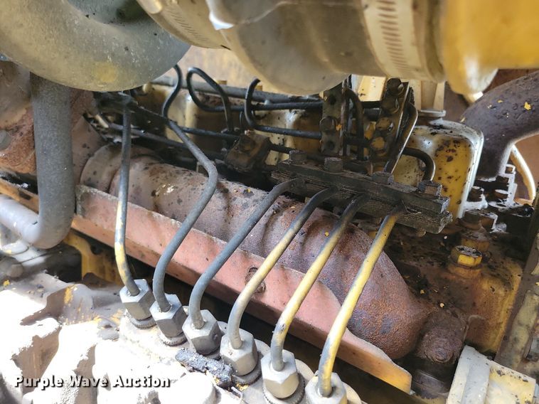 image for item DW2275 1976 Caterpillar 627B conventional scraper 