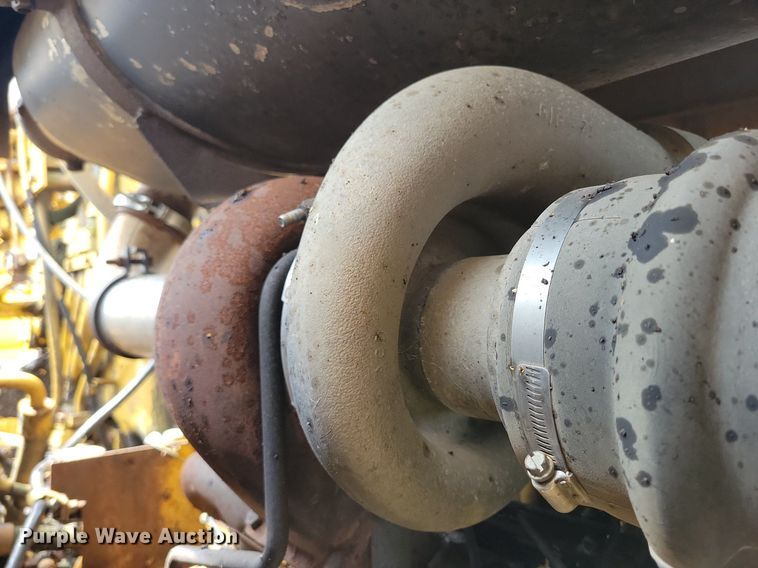 image for item DW2275 1976 Caterpillar 627B conventional scraper 