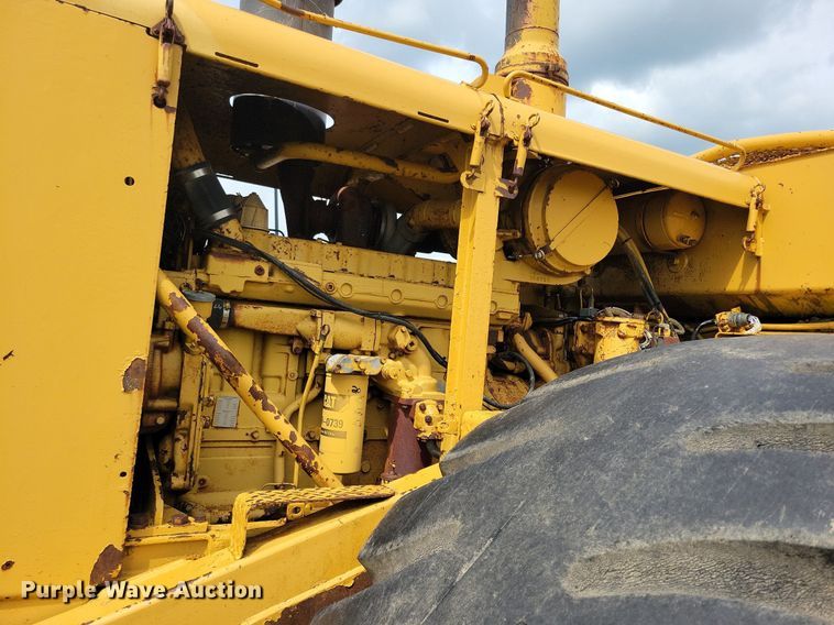 image for item DW2275 1976 Caterpillar 627B conventional scraper 