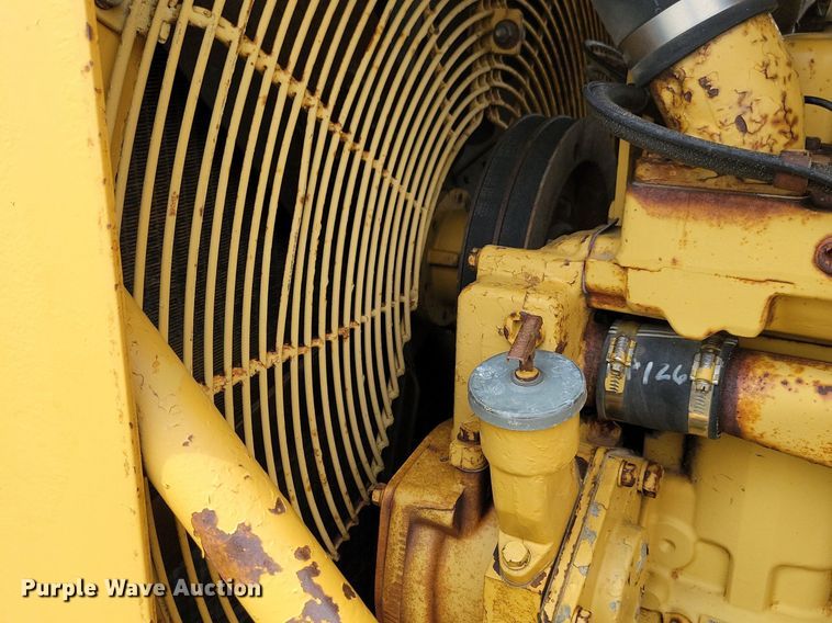 image for item DW2275 1976 Caterpillar 627B conventional scraper 