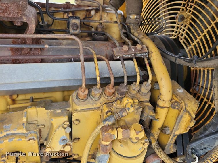 image for item DW2275 1976 Caterpillar 627B conventional scraper 