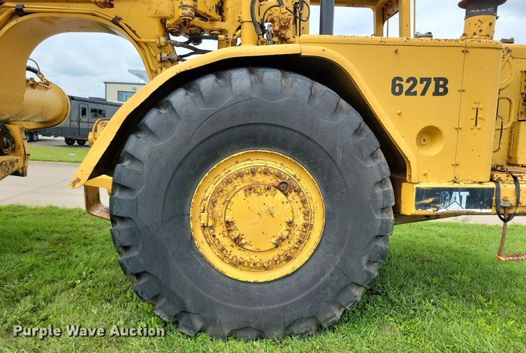 image for item DW2275 1976 Caterpillar 627B conventional scraper 