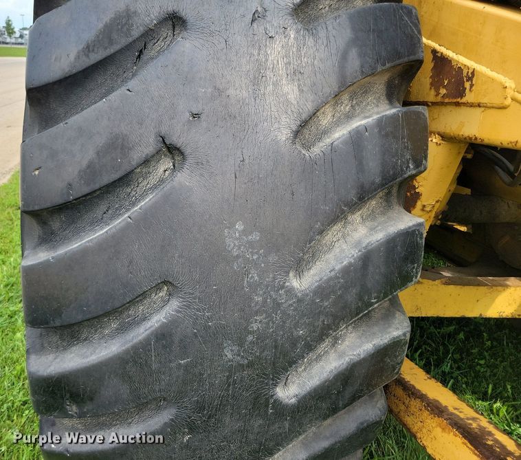 image for item DW2275 1976 Caterpillar 627B conventional scraper 