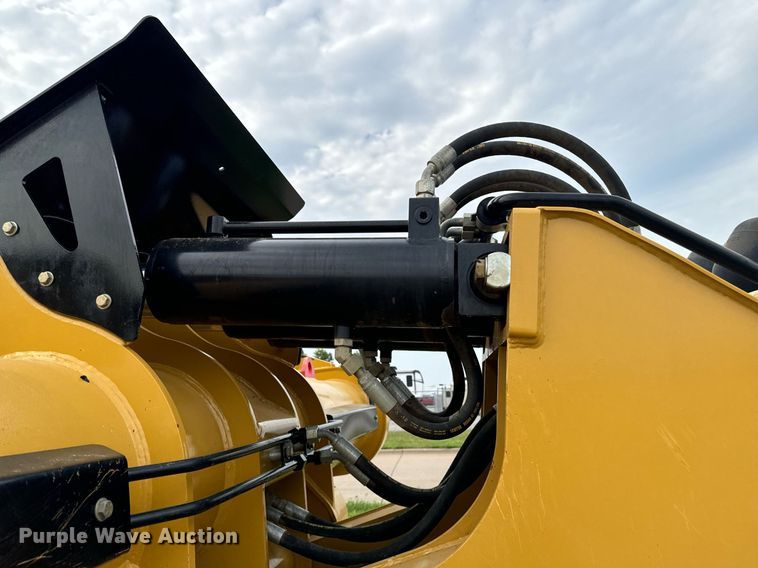 image for item DW2276 2016 MTS MT-30 scraper