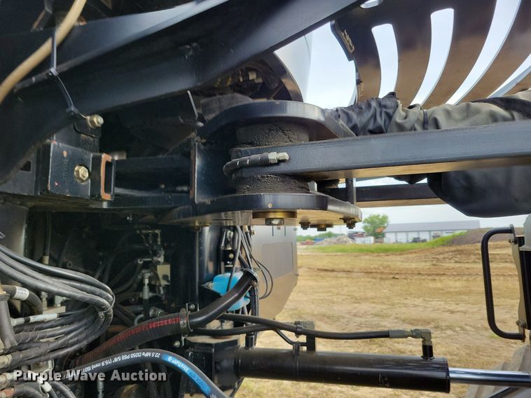 image for item DW2277 2016 MTS 3630T 4WD tractor