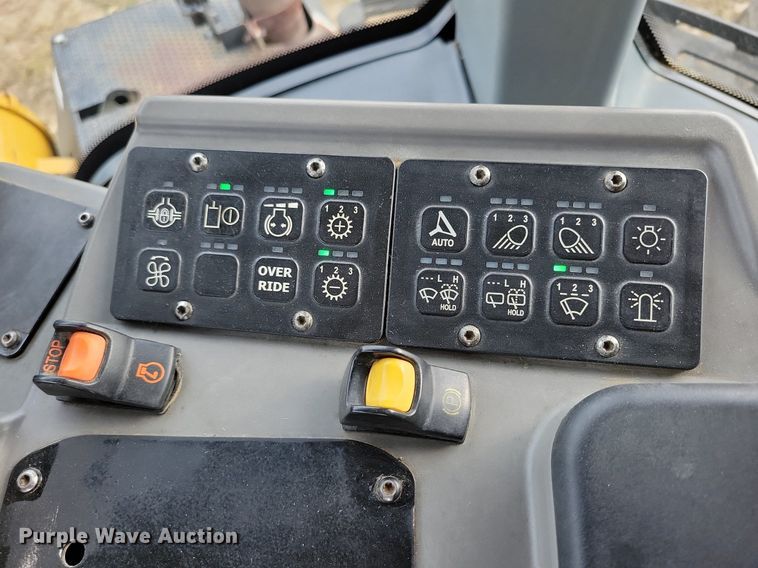 image for item DW2277 2016 MTS 3630T 4WD tractor