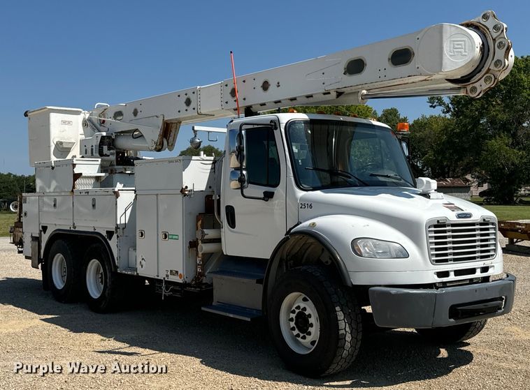 image for item DX1029 2015 Freightliner Business Class M2 bucket truck