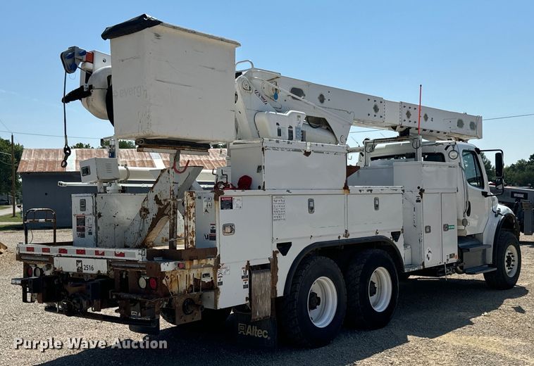 image for item DX1029 2015 Freightliner Business Class M2 bucket truck