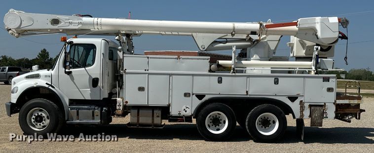 image for item DX1029 2015 Freightliner Business Class M2 bucket truck