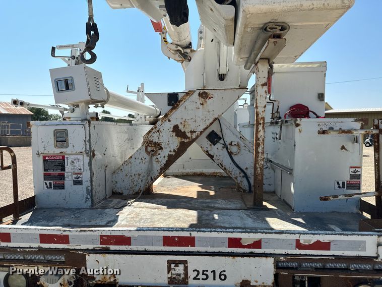 image for item DX1029 2015 Freightliner Business Class M2 bucket truck