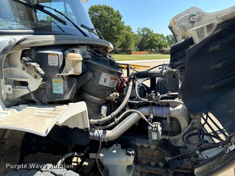 image for item DX1029 2015 Freightliner Business Class M2 bucket truck