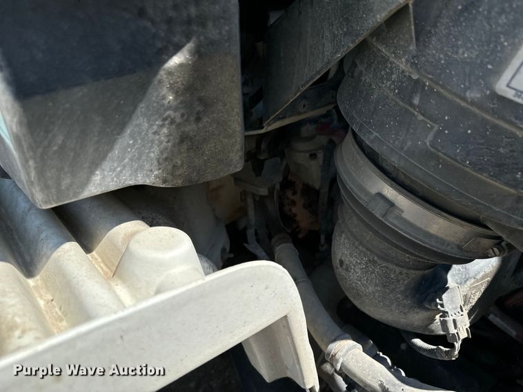 image for item DX1029 2015 Freightliner Business Class M2 bucket truck