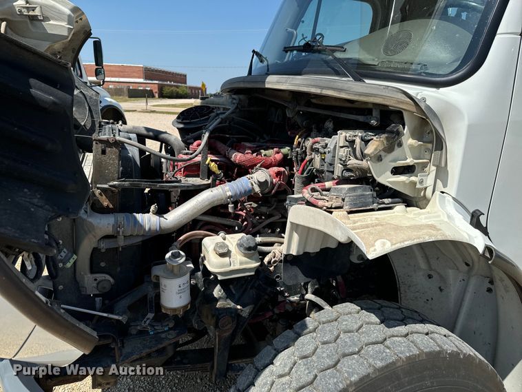 image for item DX1029 2015 Freightliner Business Class M2 bucket truck