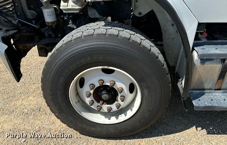 image for item DX1029 2015 Freightliner Business Class M2 bucket truck