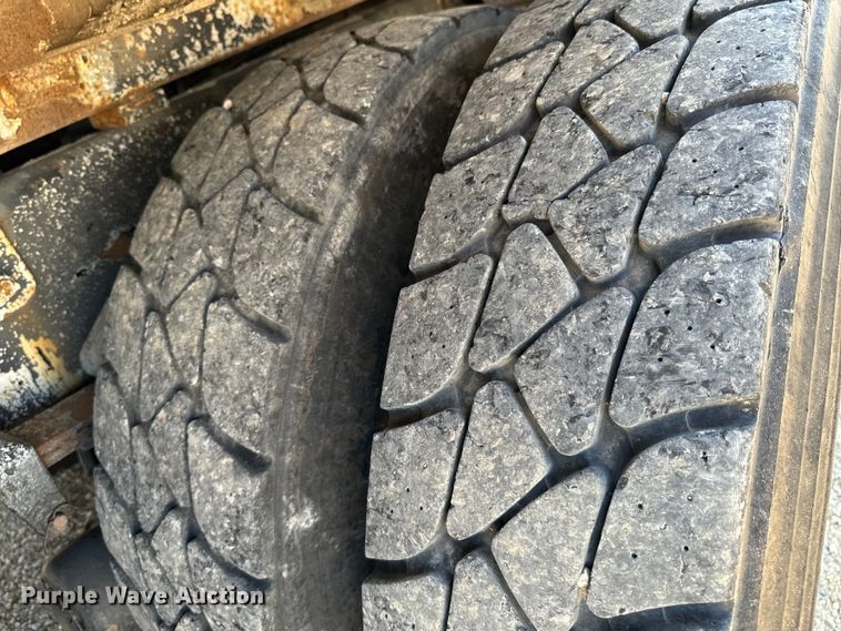 image for item DX1029 2015 Freightliner Business Class M2 bucket truck