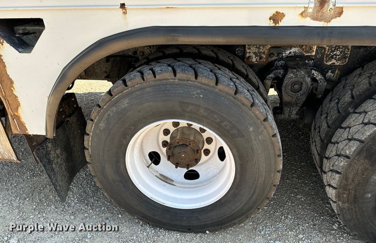 image for item DX1029 2015 Freightliner Business Class M2 bucket truck