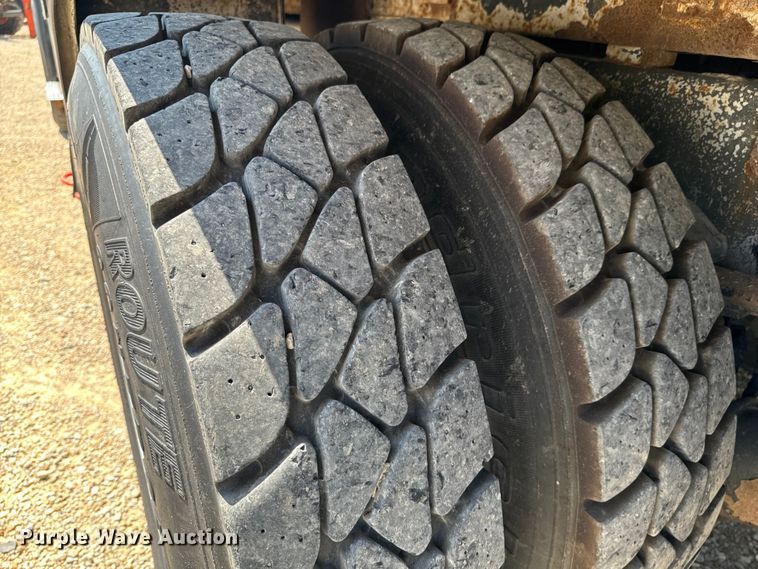 image for item DX1029 2015 Freightliner Business Class M2 bucket truck