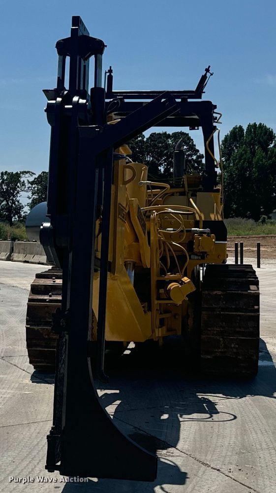 image for item DX1037 1987 Komatsu D68E cable plow