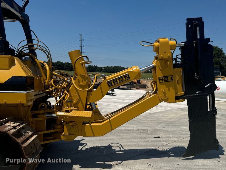 image for item DX1037 1987 Komatsu D68E cable plow