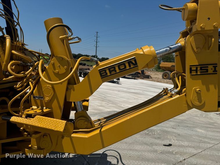 image for item DX1037 1987 Komatsu D68E cable plow