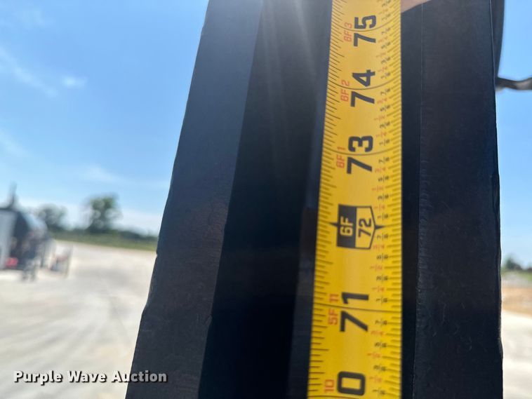 image for item DX1037 1987 Komatsu D68E cable plow