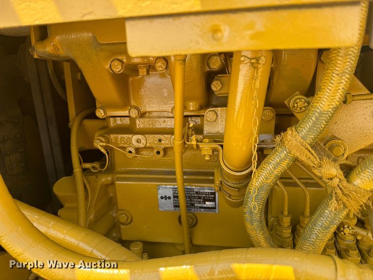 image for item DX1037 1987 Komatsu D68E cable plow