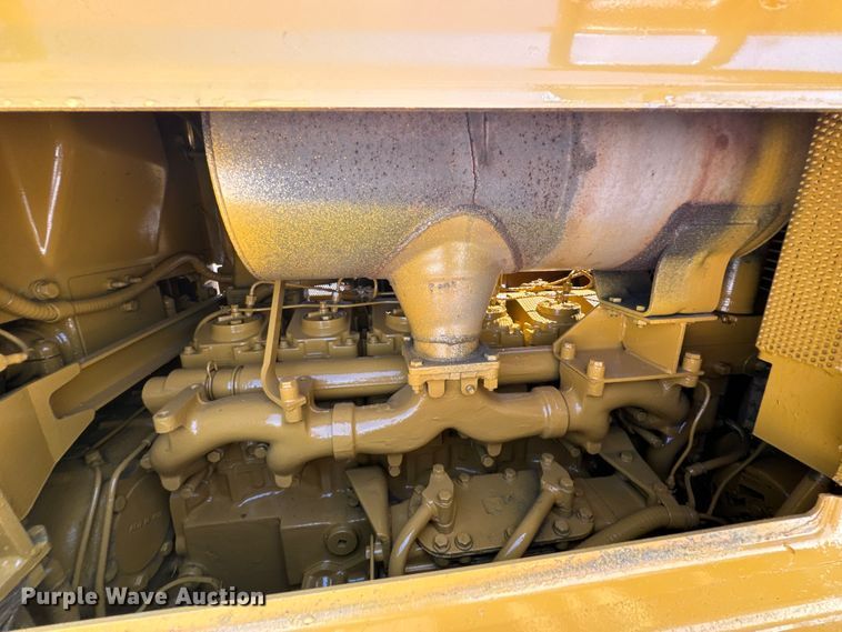 image for item DX1037 1987 Komatsu D68E cable plow