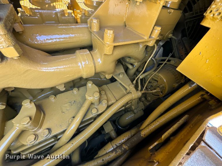 image for item DX1037 1987 Komatsu D68E cable plow