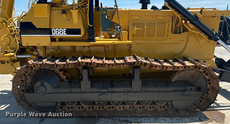 image for item DX1037 1987 Komatsu D68E cable plow