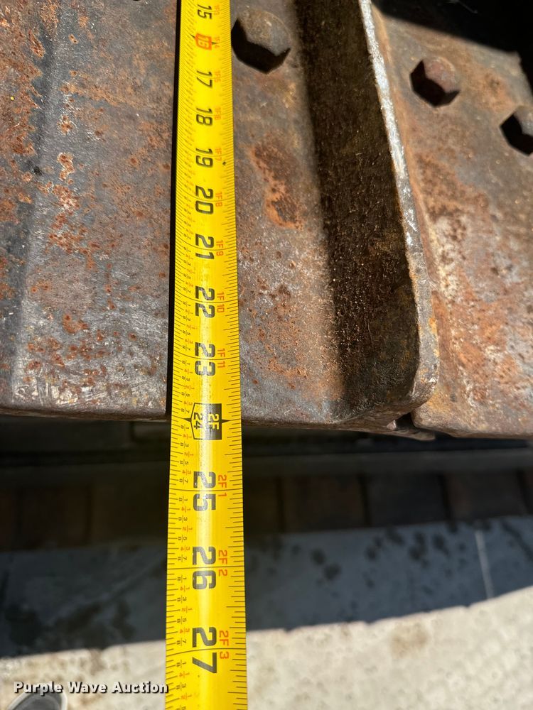 image for item DX1037 1987 Komatsu D68E cable plow