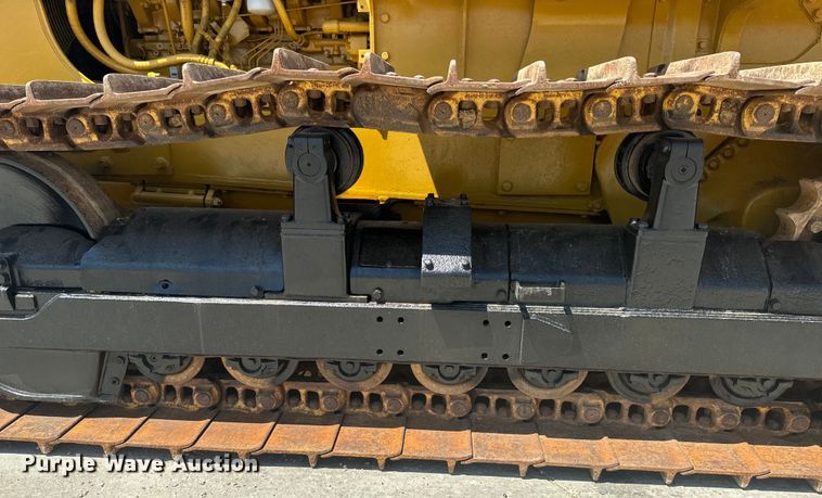 image for item DX1037 1987 Komatsu D68E cable plow