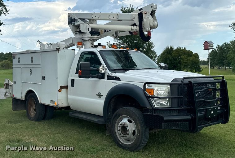 image for item DX1073 2012 Ford F550 Super Duty XL bucket truck