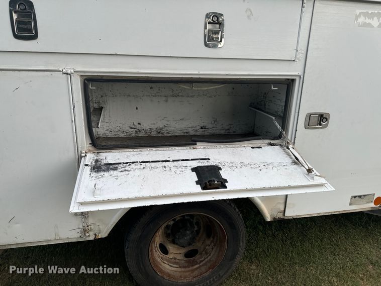 image for item DX1073 2012 Ford F550 Super Duty XL bucket truck