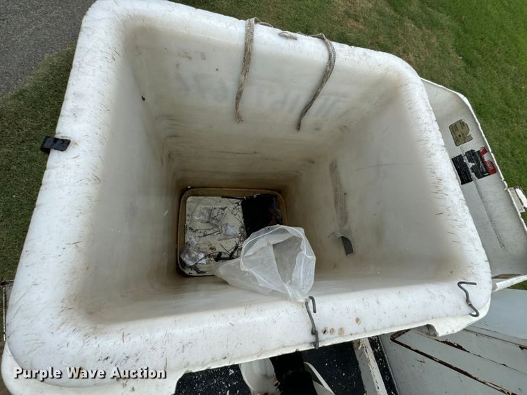 image for item DX1073 2012 Ford F550 Super Duty XL bucket truck