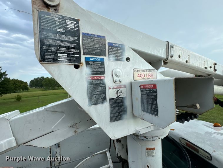 image for item DX1073 2012 Ford F550 Super Duty XL bucket truck