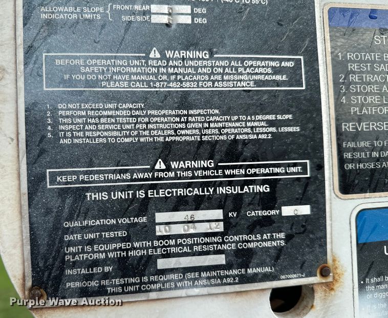 image for item DX1073 2012 Ford F550 Super Duty XL bucket truck