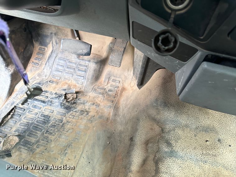 image for item DX1073 2012 Ford F550 Super Duty XL bucket truck