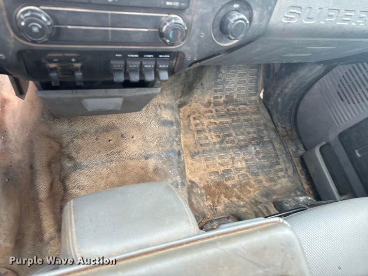 image for item DX1073 2012 Ford F550 Super Duty XL bucket truck