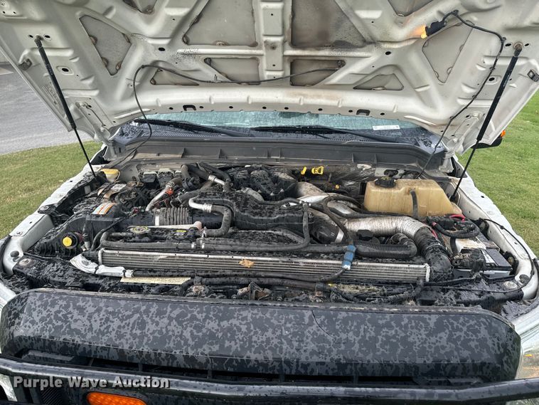 image for item DX1073 2012 Ford F550 Super Duty XL bucket truck