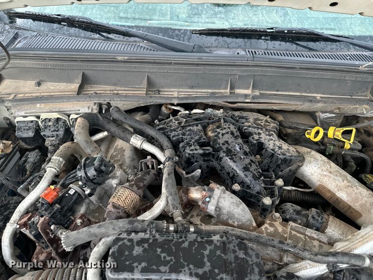 image for item DX1073 2012 Ford F550 Super Duty XL bucket truck