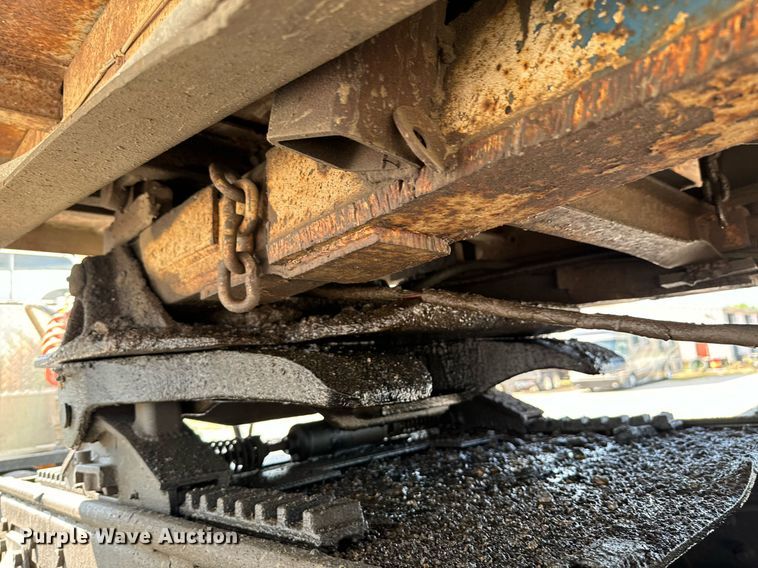 image for item DX1098 1972 Heil end dump trailer