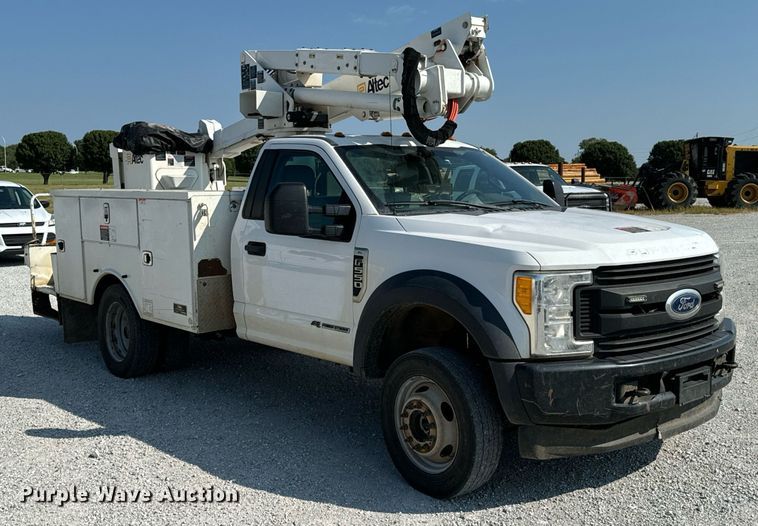 image for item DX1102 2017 Ford F550 Super Duty XL bucket truck