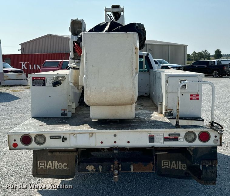image for item DX1102 2017 Ford F550 Super Duty XL bucket truck