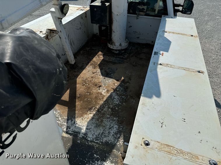 image for item DX1102 2017 Ford F550 Super Duty XL bucket truck