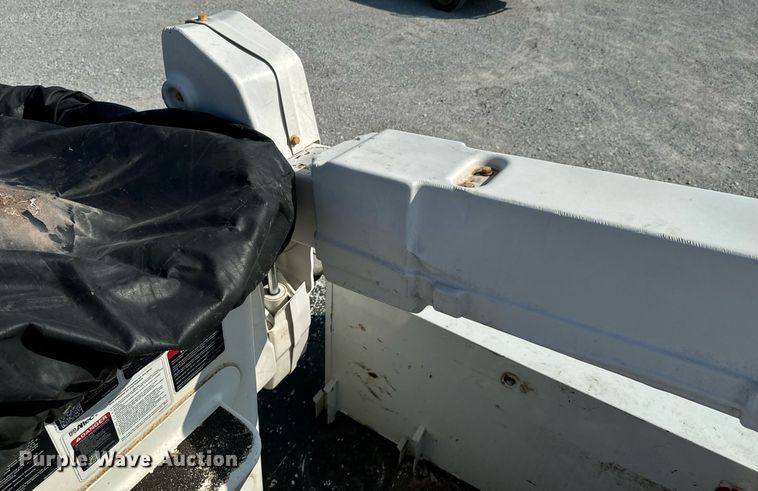 image for item DX1102 2017 Ford F550 Super Duty XL bucket truck