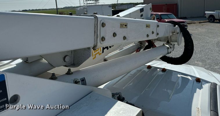 image for item DX1102 2017 Ford F550 Super Duty XL bucket truck