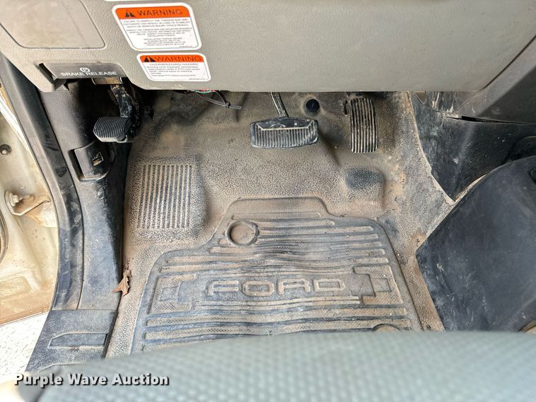 image for item DX1102 2017 Ford F550 Super Duty XL bucket truck