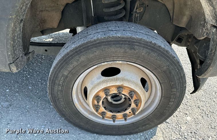 image for item DX1102 2017 Ford F550 Super Duty XL bucket truck