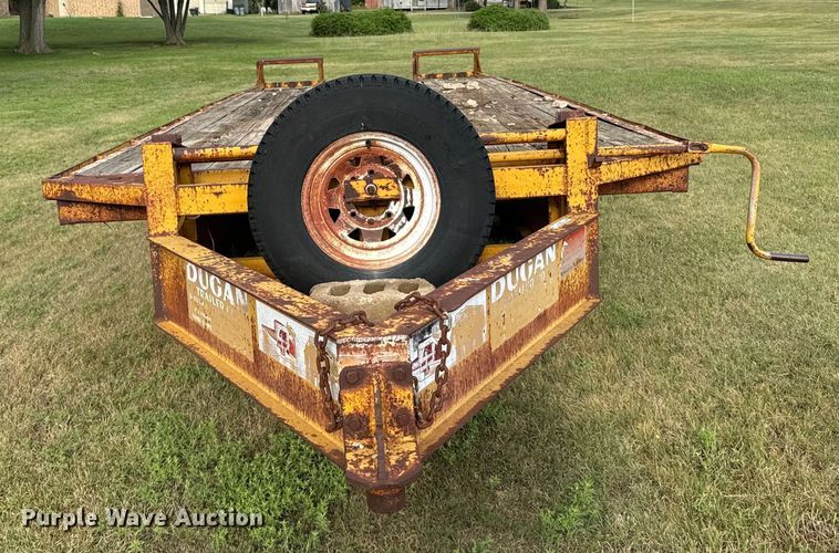 image for item DX3565 1982 Dugan equipment trailer